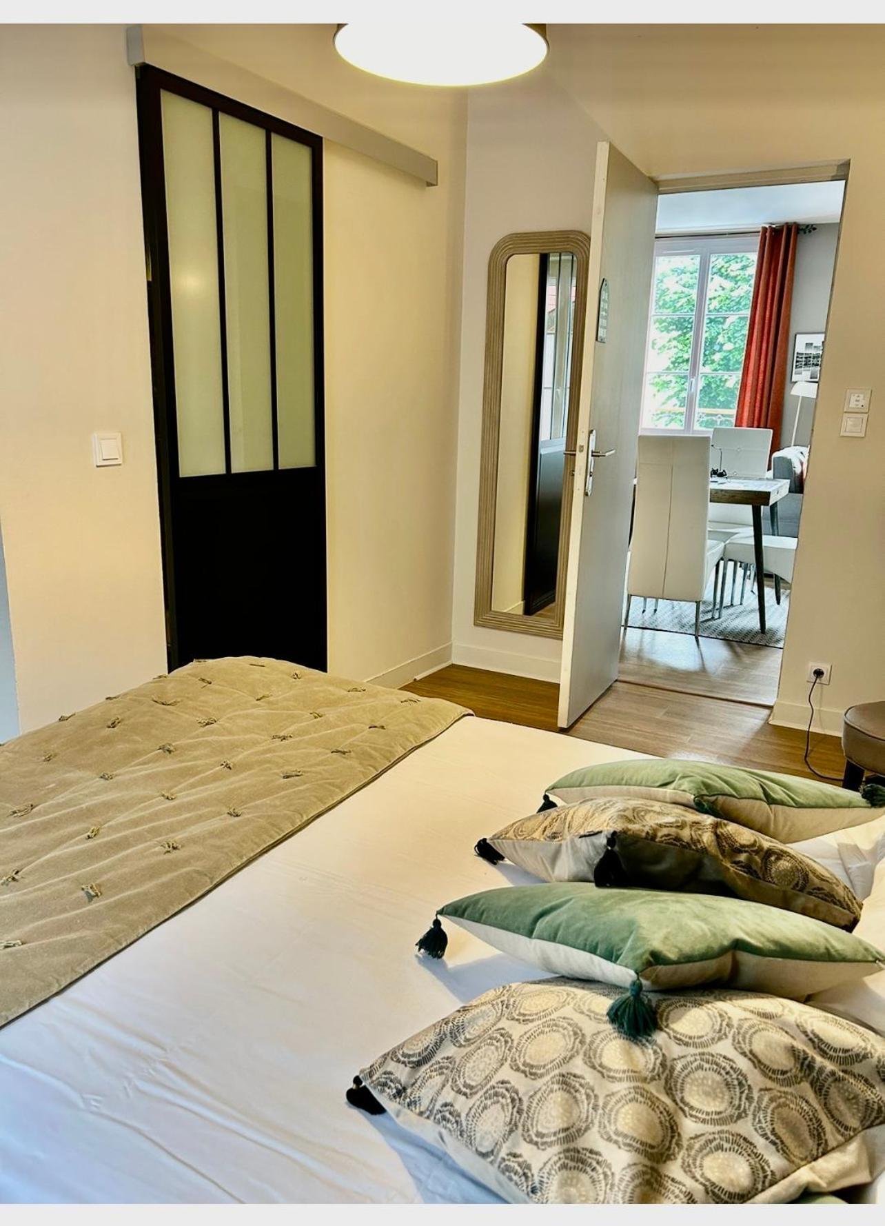 L'Atelier "Les Apparts D'Agnes " Honfleur Kültér fotó